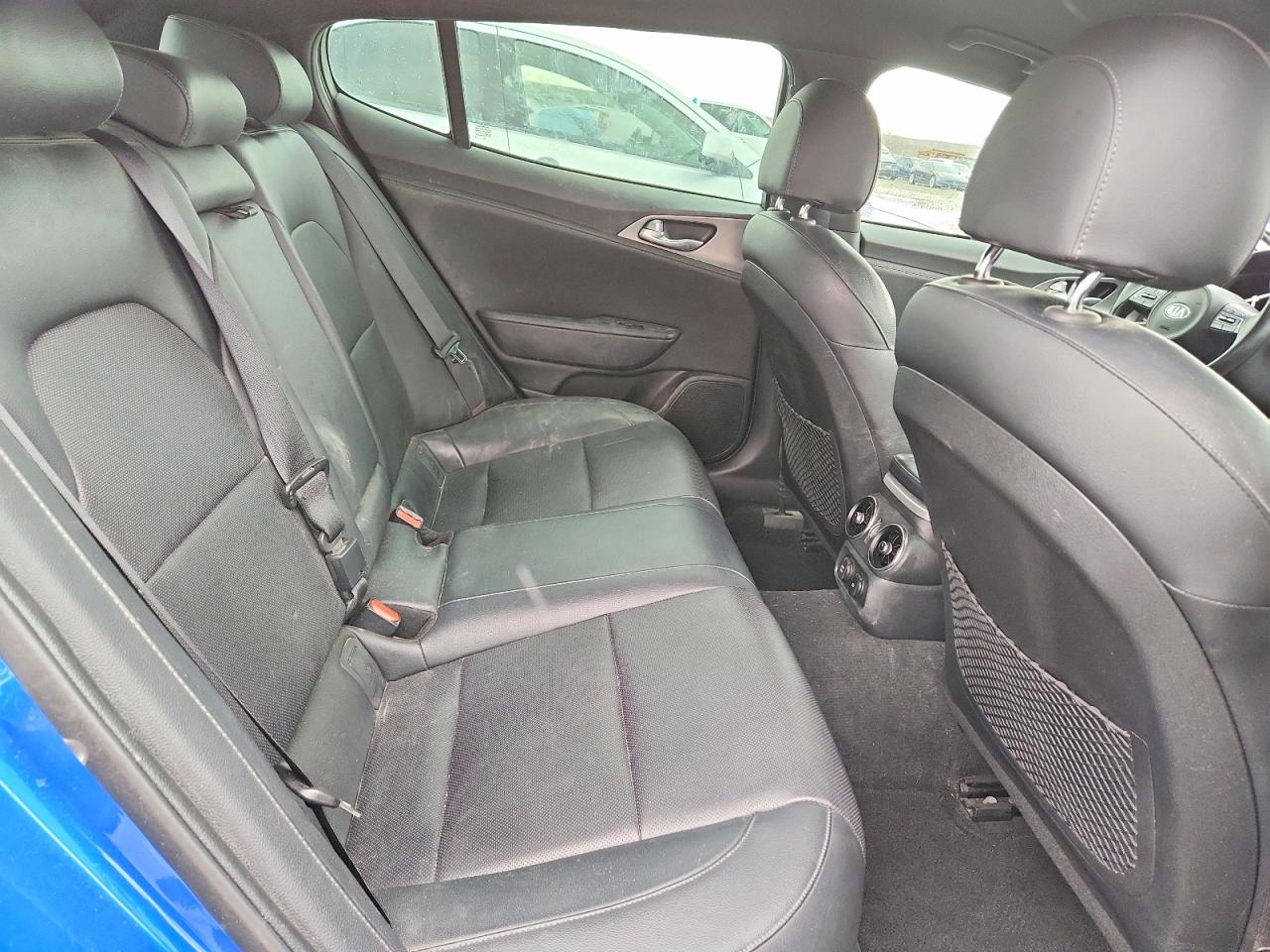 2019 Kia Stinger VIN KNAE35LC6K6045490 photo 10