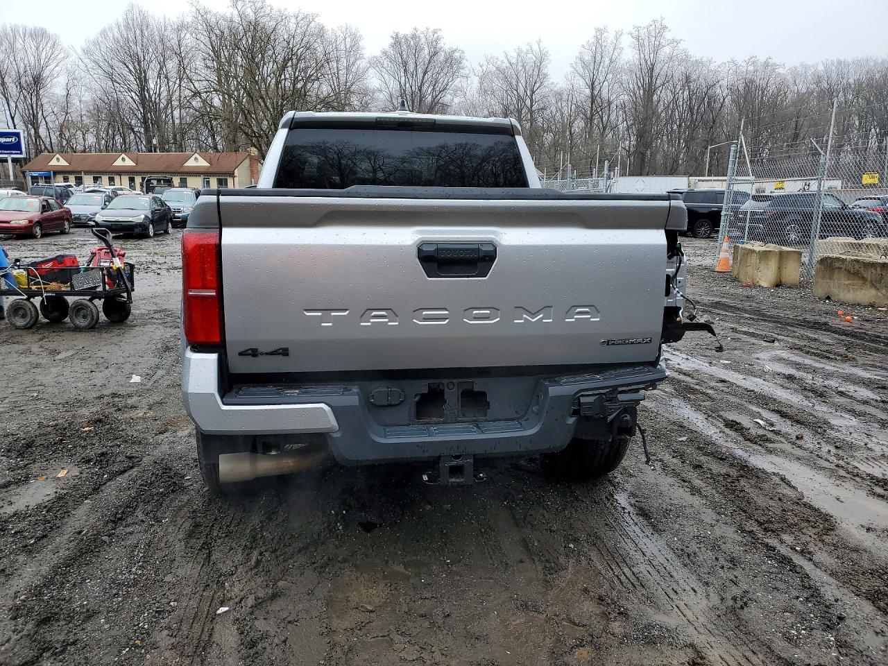 2024 Toyota Tacoma VIN 3TYLC5LNXRT004631 photo 6