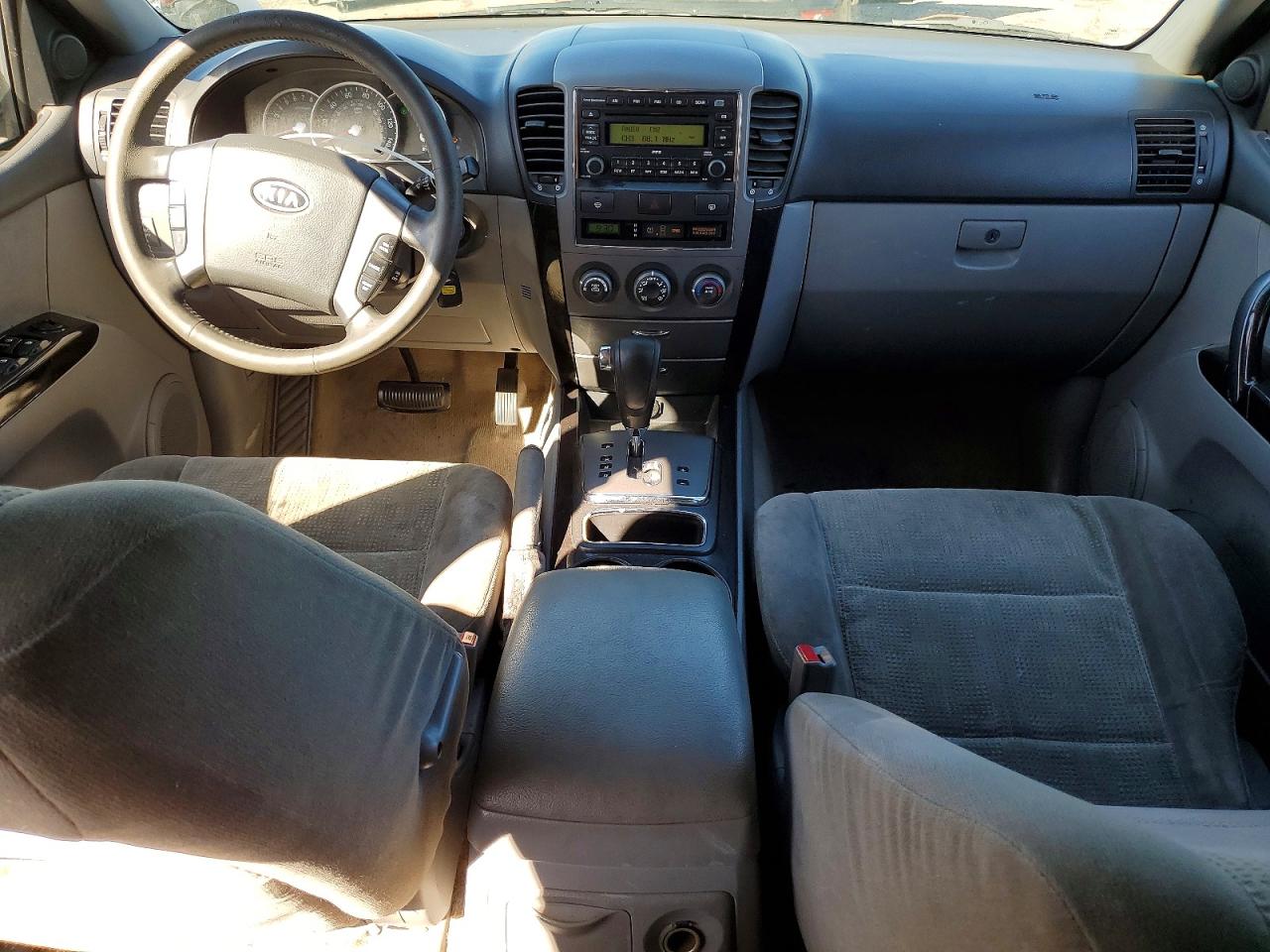 2007 KIA Sorento VIN KNDJD736075715830 photo 8