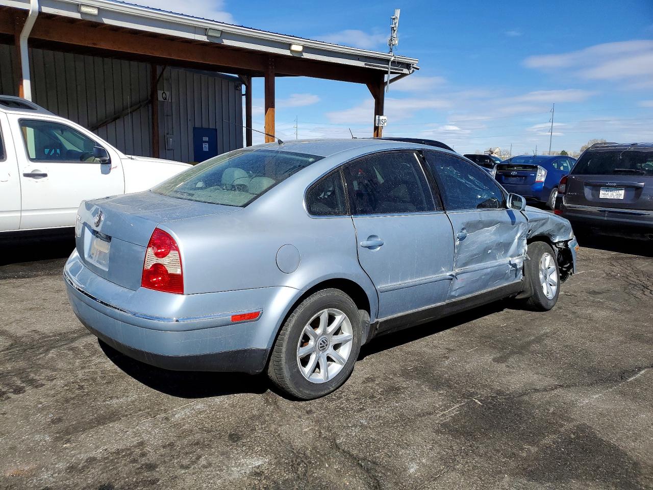 2004 Volkswagen Passat VIN WVWPD63B04E114012 photo 3