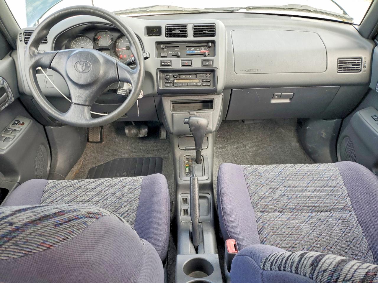 2000 Toyota Rav4 VIN JT3HP10V2Y7157066 photo 8