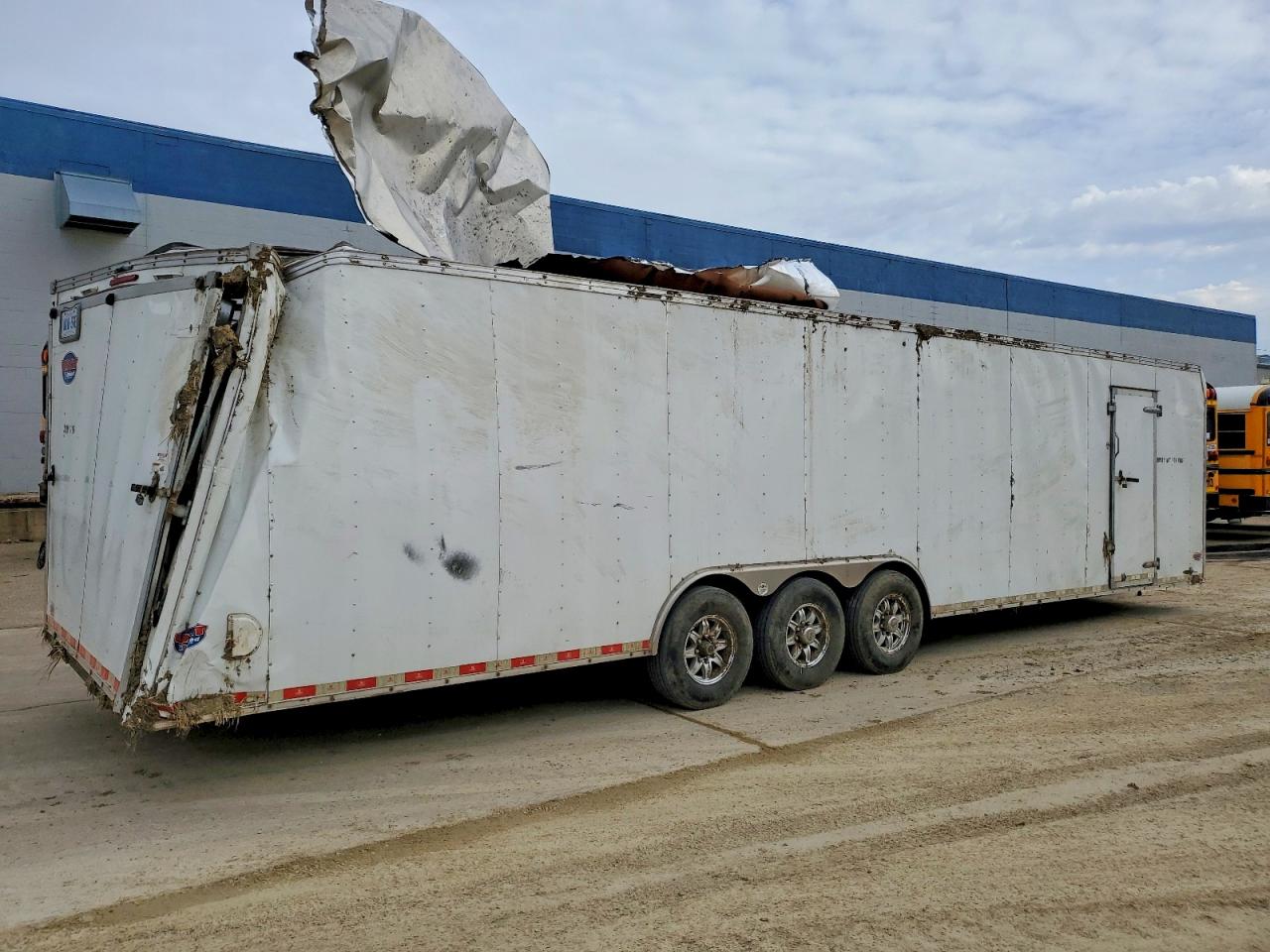 2016 Enclosed c VIN 56JTE3435GA148863 photo 4