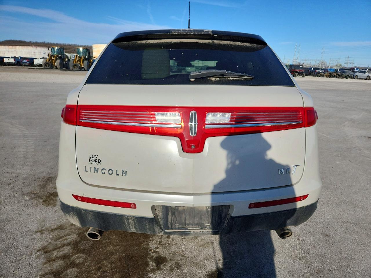 2019 Lincoln Mkt VIN 2LMHJ5AT9KBL04001 photo 6