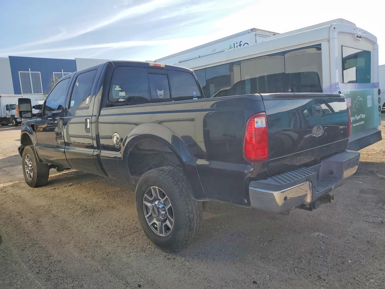 2009 Ford F350 VIN 1FTWW31R09EA34415 photo 2