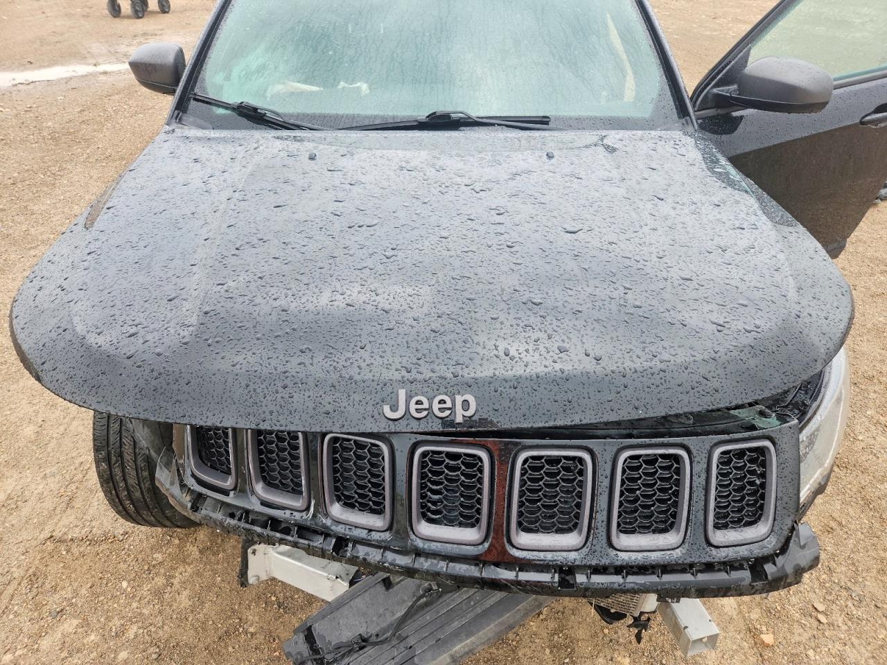 2021 Jeep Compass VIN 3C4NJDEB4MT513555 photo 12