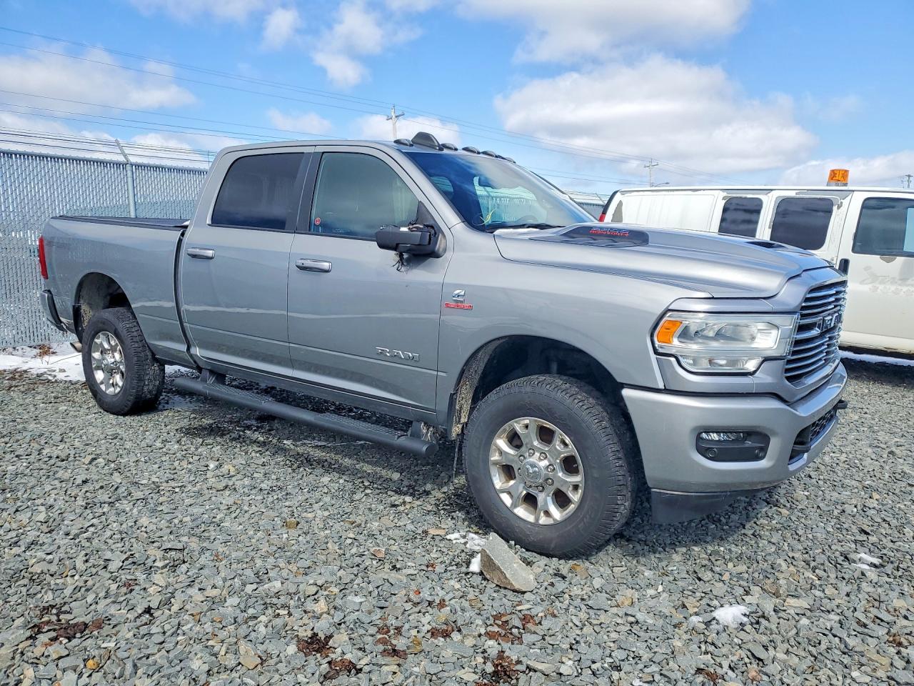 2023 RAM 2500 VIN 3C6UR5FL7PG527035 photo 4