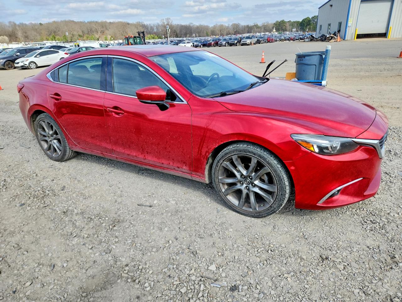 2017 Mazda 6 VIN JM1GL1X51H1133014 photo 4
