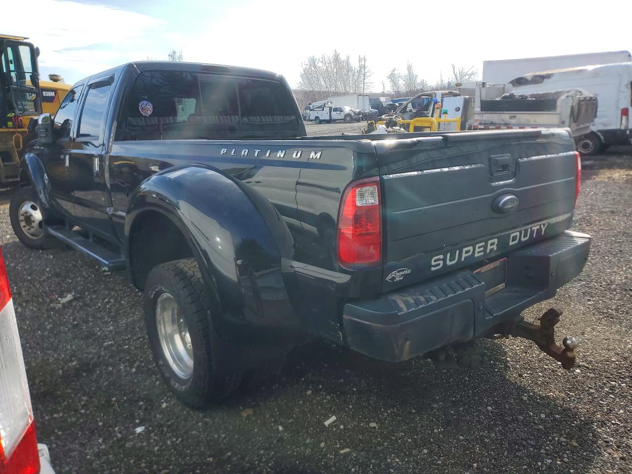 2014 Ford F450 VIN 1FT8W4DT5EEB21615 photo 2