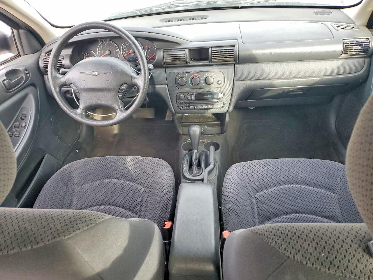 2004 Chrysler Sebring VIN 1C3EL46X74N375504 photo 8