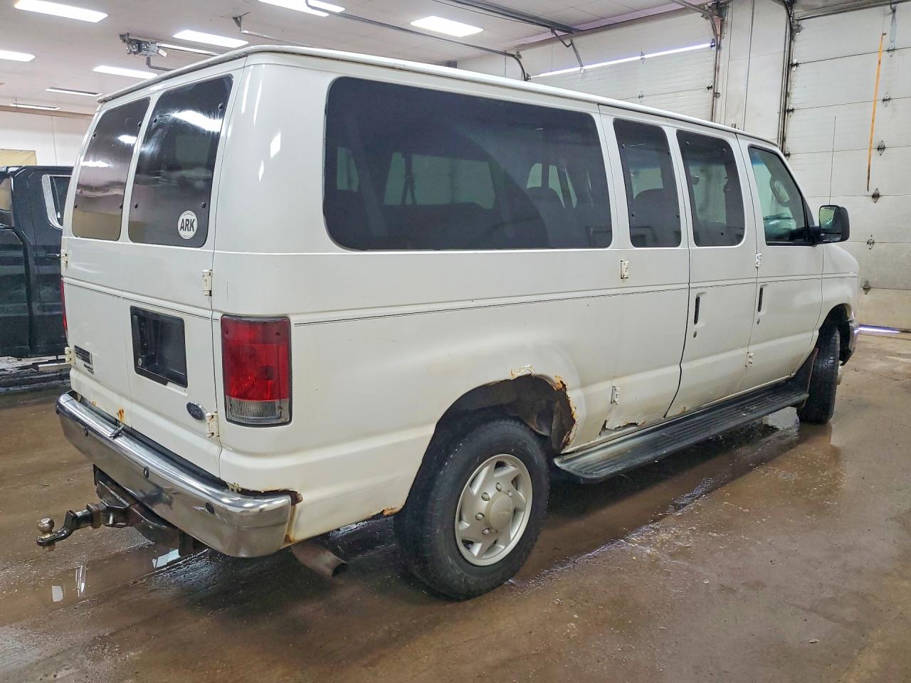 2008 Ford Econoline VIN 1FDNE31L98DA30180 photo 3