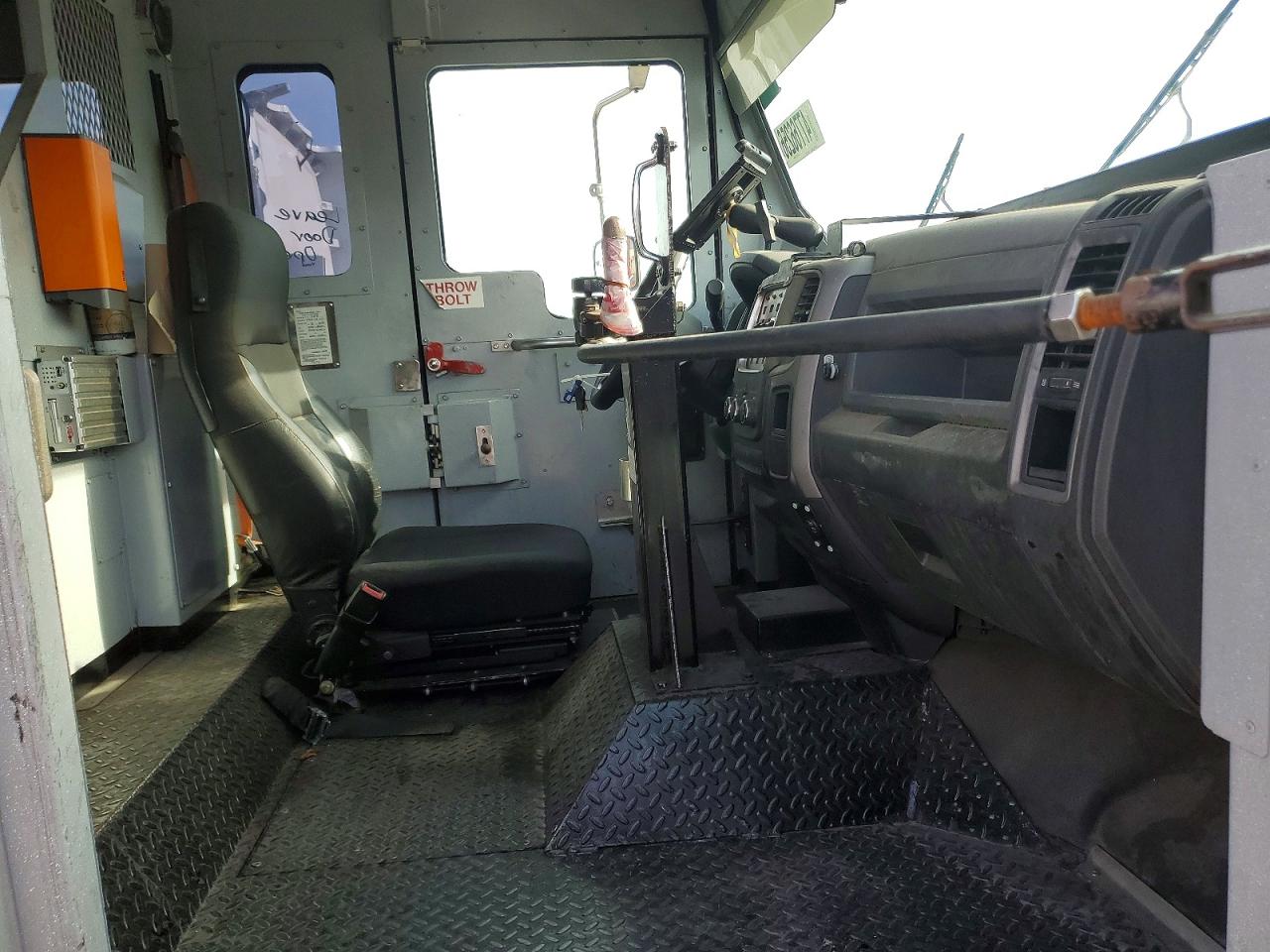 2016 Ram 5500 VIN 3C7WRMAJ9GG116949 photo 10