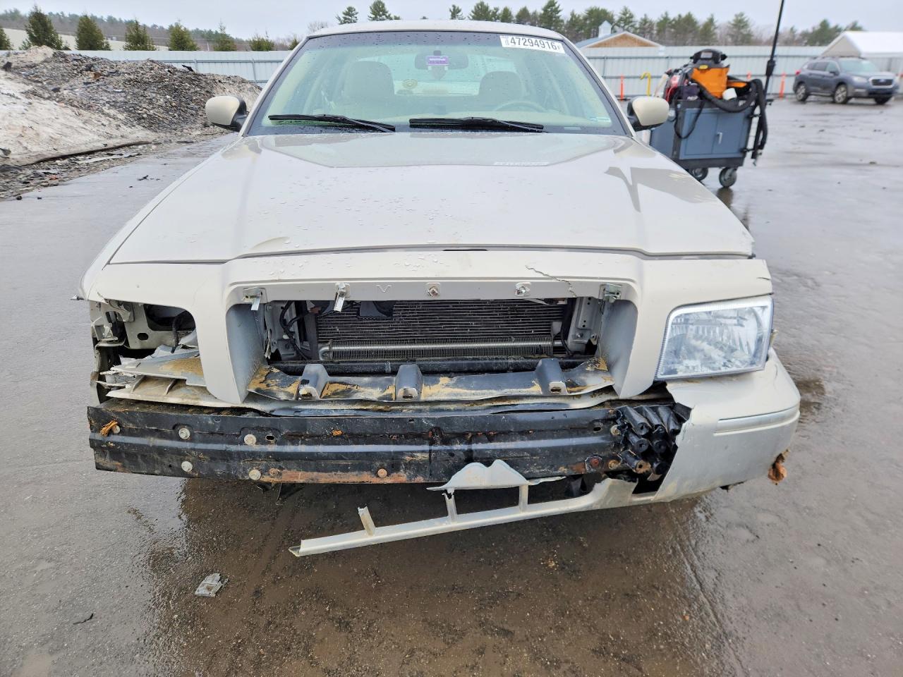 2007 Mercury Grmarquis VIN 2MEFM75VX7X642361 photo 5
