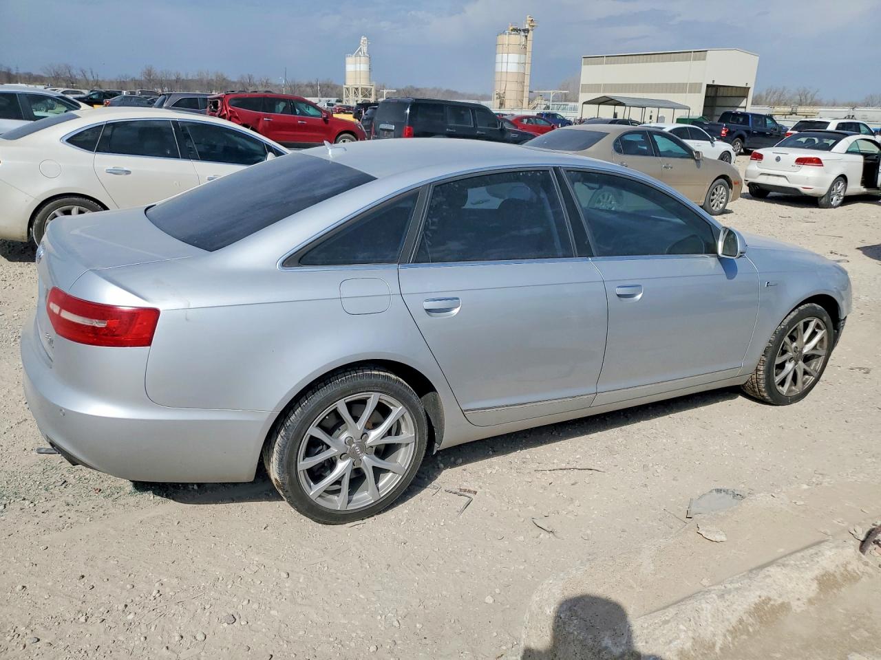 2011 Audi A6 VIN WAUFGAFB2BN070378 photo 3
