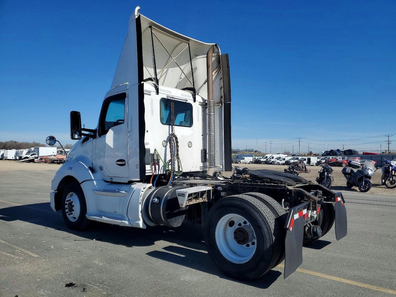 2014 KENWORTH All other VIN 1XKYA48X8EJ402623 photo 3