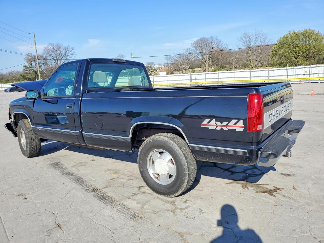 1997 Chevrolet Gmt VIN 1GCEK14M5VZ209000 photo 2