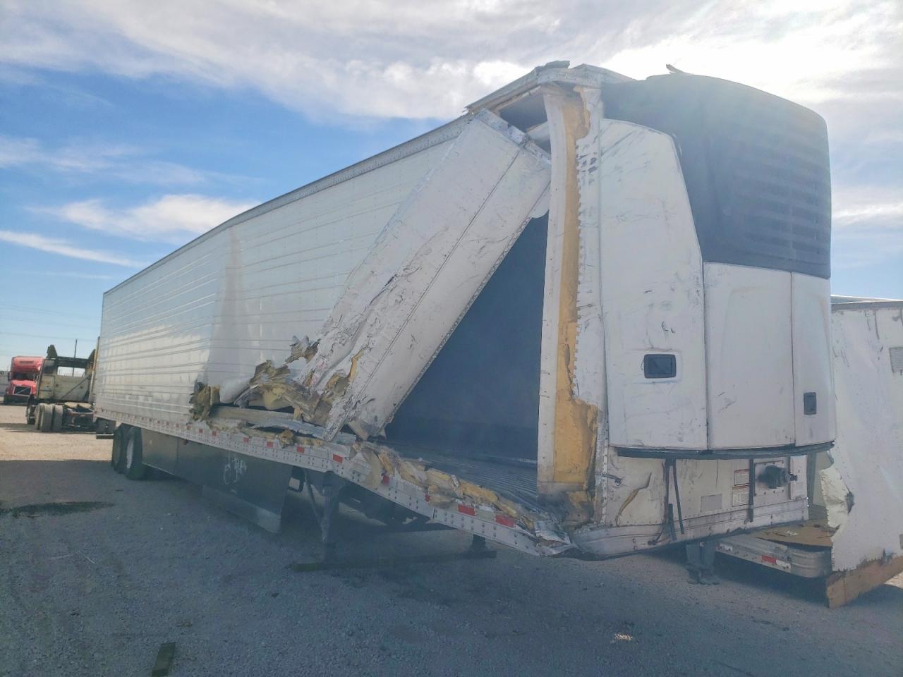 2013 GREAT Trailers VIN 1GRAA0621DW702394 photo 1
