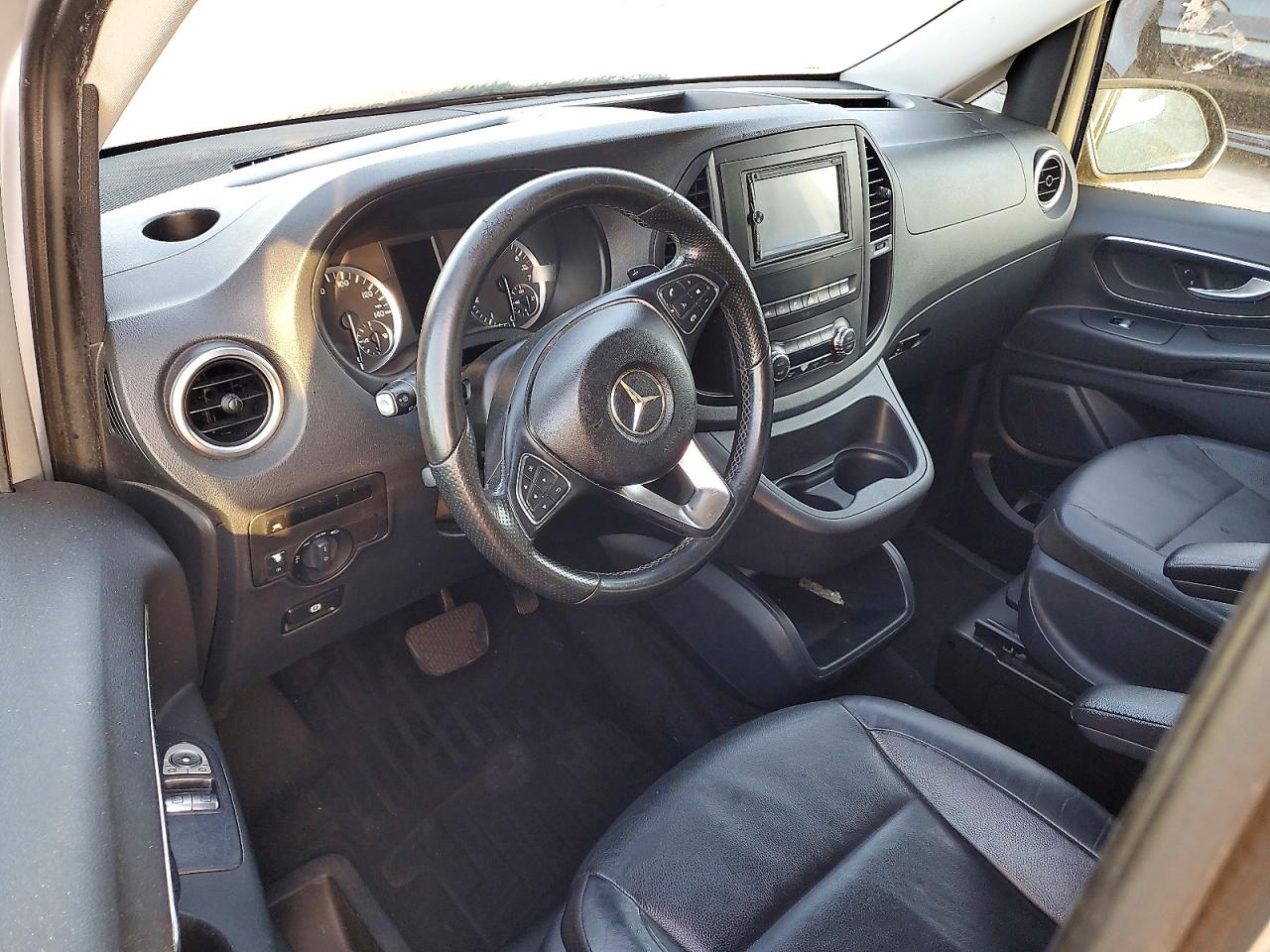 2016 Mercedes-Benz Metris VIN WD4PG2EE6G3090988 photo 8