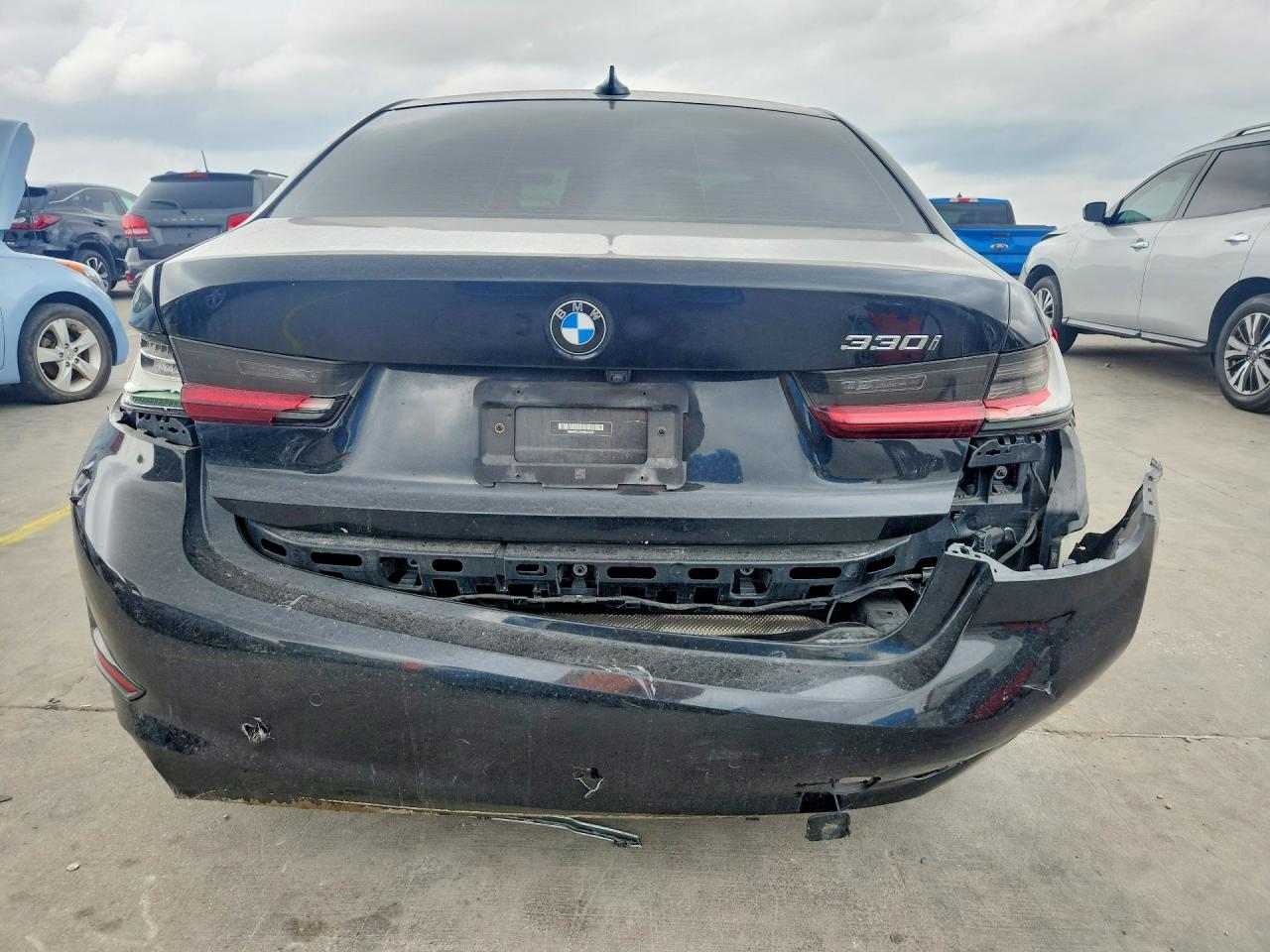 2022 BMW 3 series VIN 3MW5R1J07N8C72491 photo 6