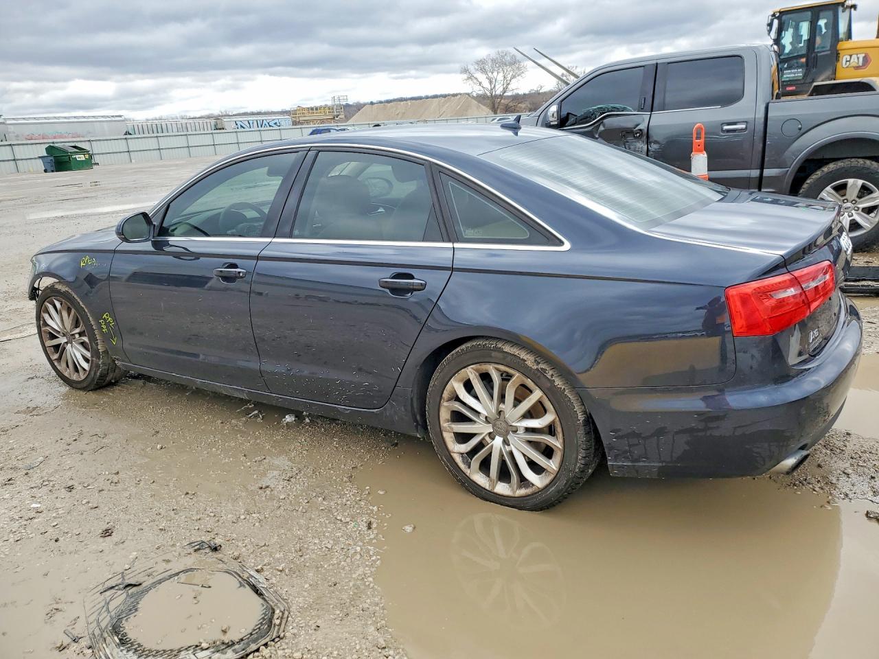2013 Audi A6 VIN WAUGGBFC2DN074372 photo 2