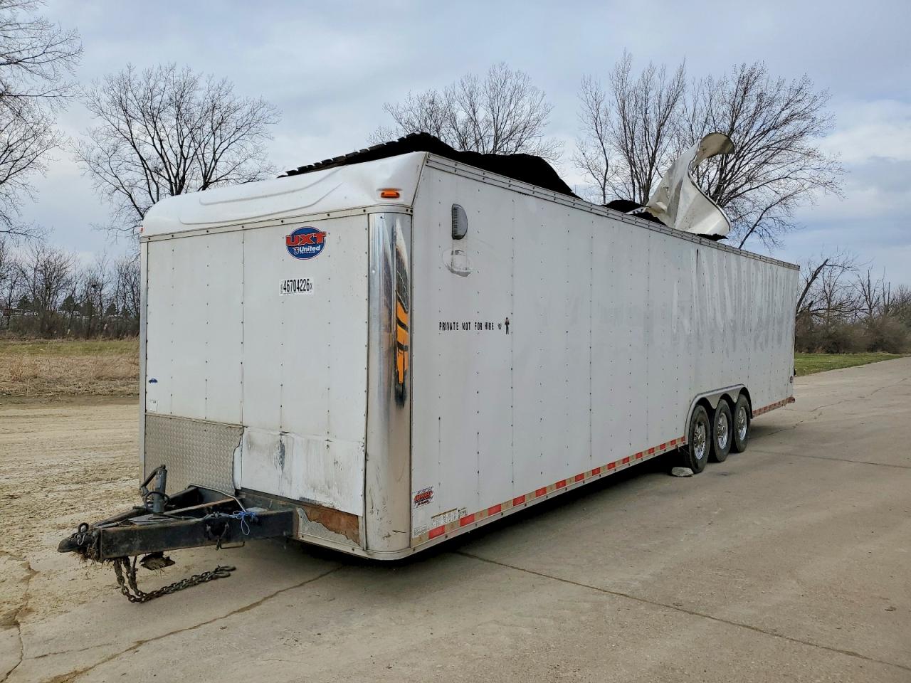 2016 Enclosed c VIN 56JTE3435GA148863 photo 2