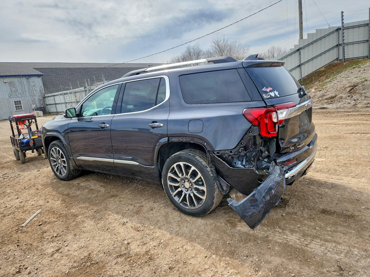 2022 GMC Acadia den VIN 1GKKNXLS0NZ148432 photo 2