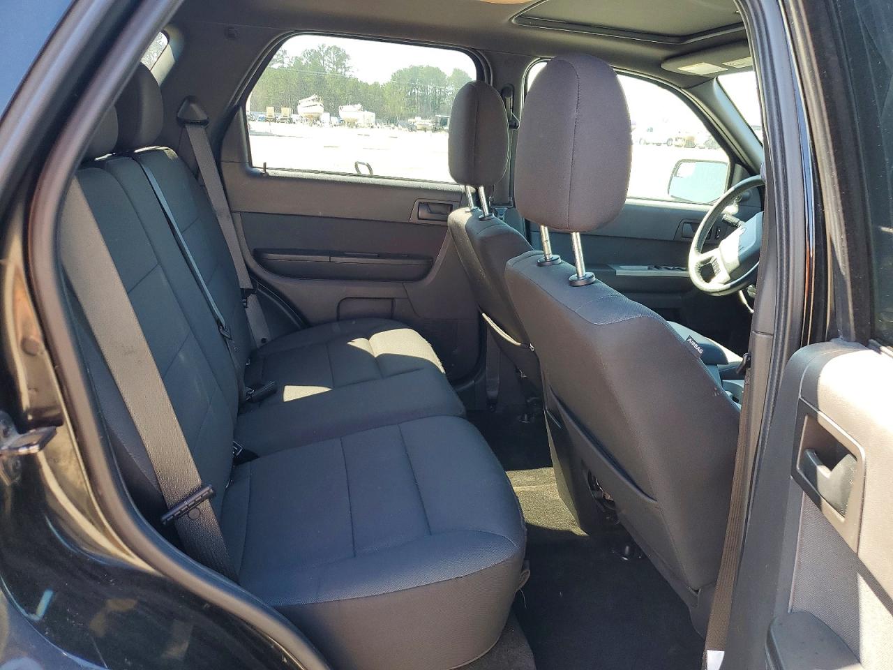 2012 Ford Escape VIN 1FMCU0D75CKC66322 photo 11