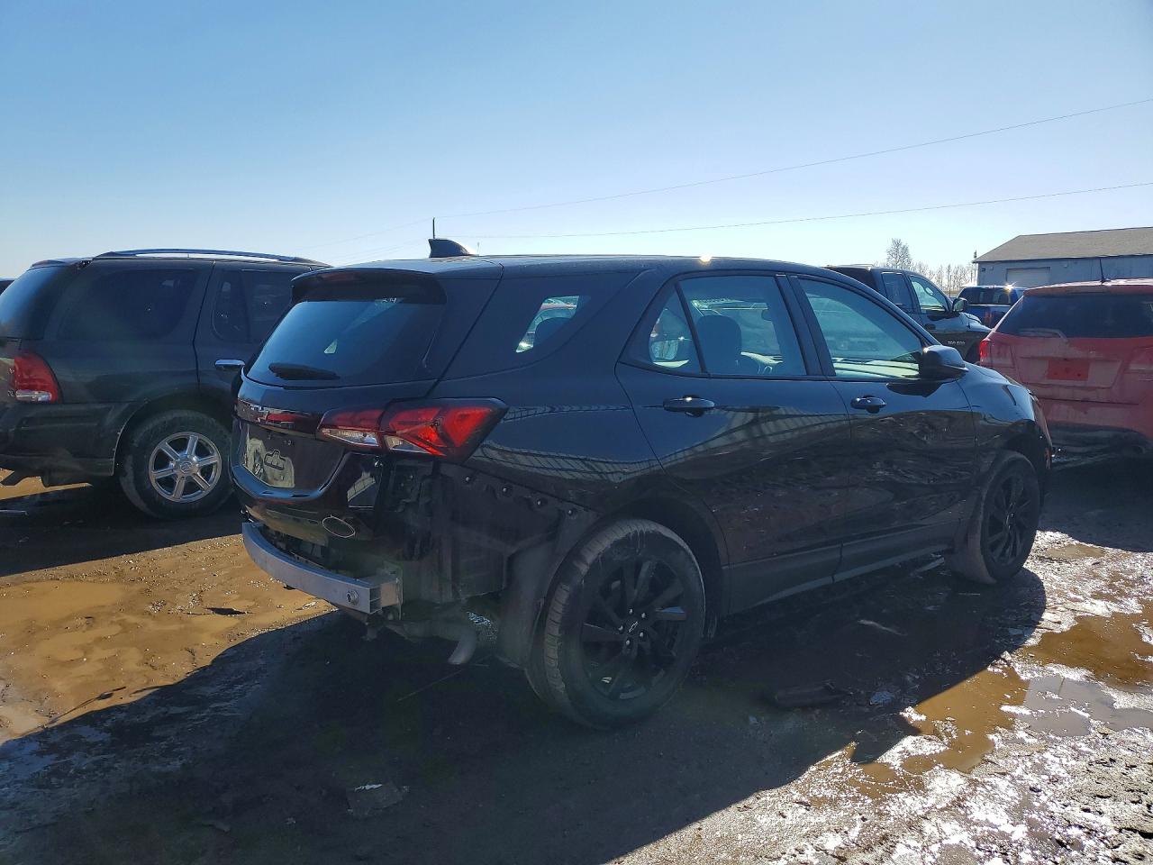 2024 Equinox VIN 3GNAXSEG7RL165410 photo 3