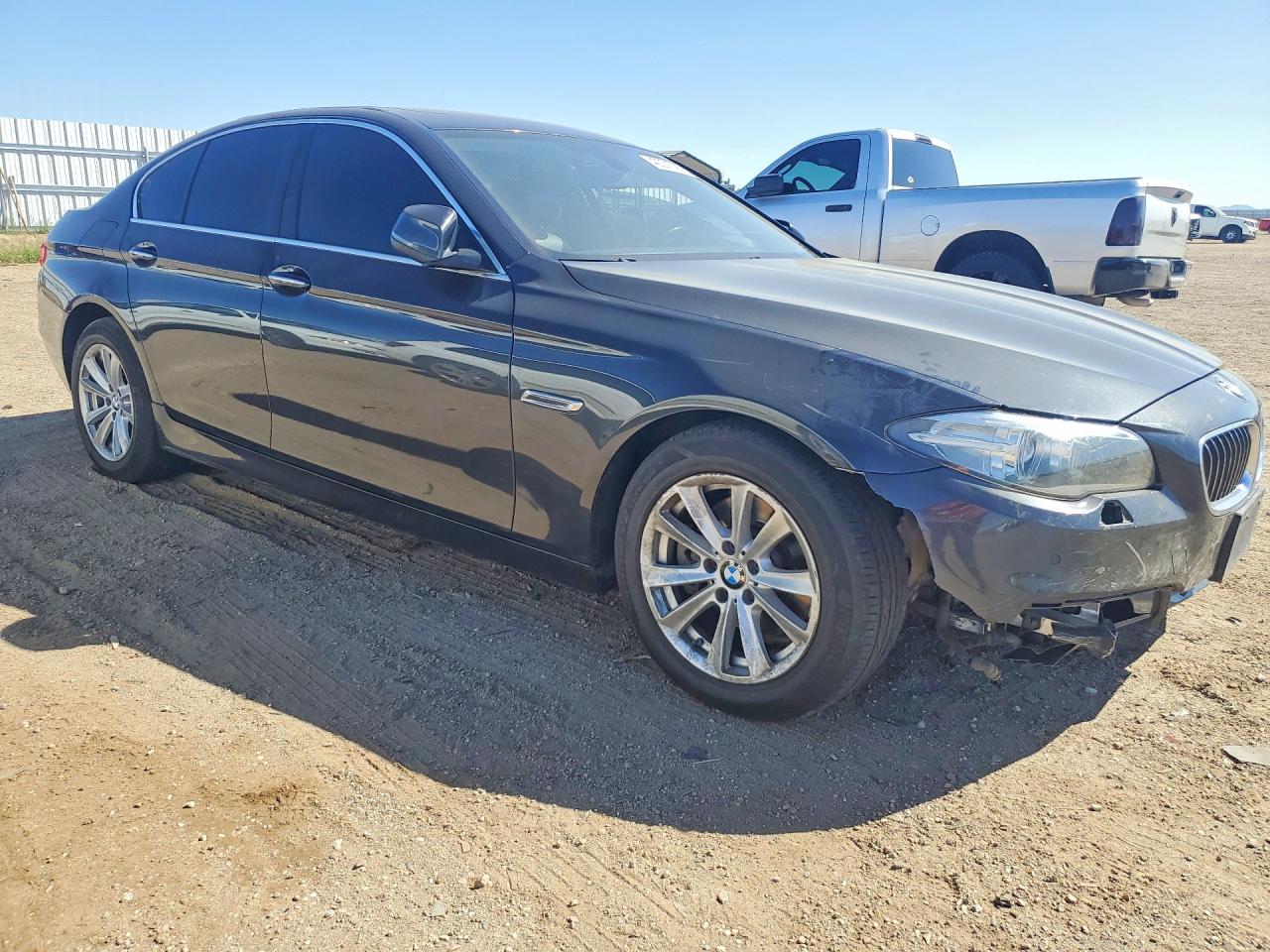 2015 BMW 5 series VIN WBA5A5C57FD523277 photo 4