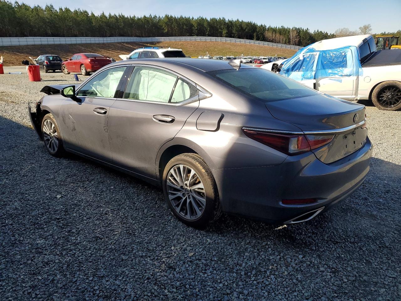 2019 Lexus ES350 VIN 58ABZ1B13KU028532 photo 2