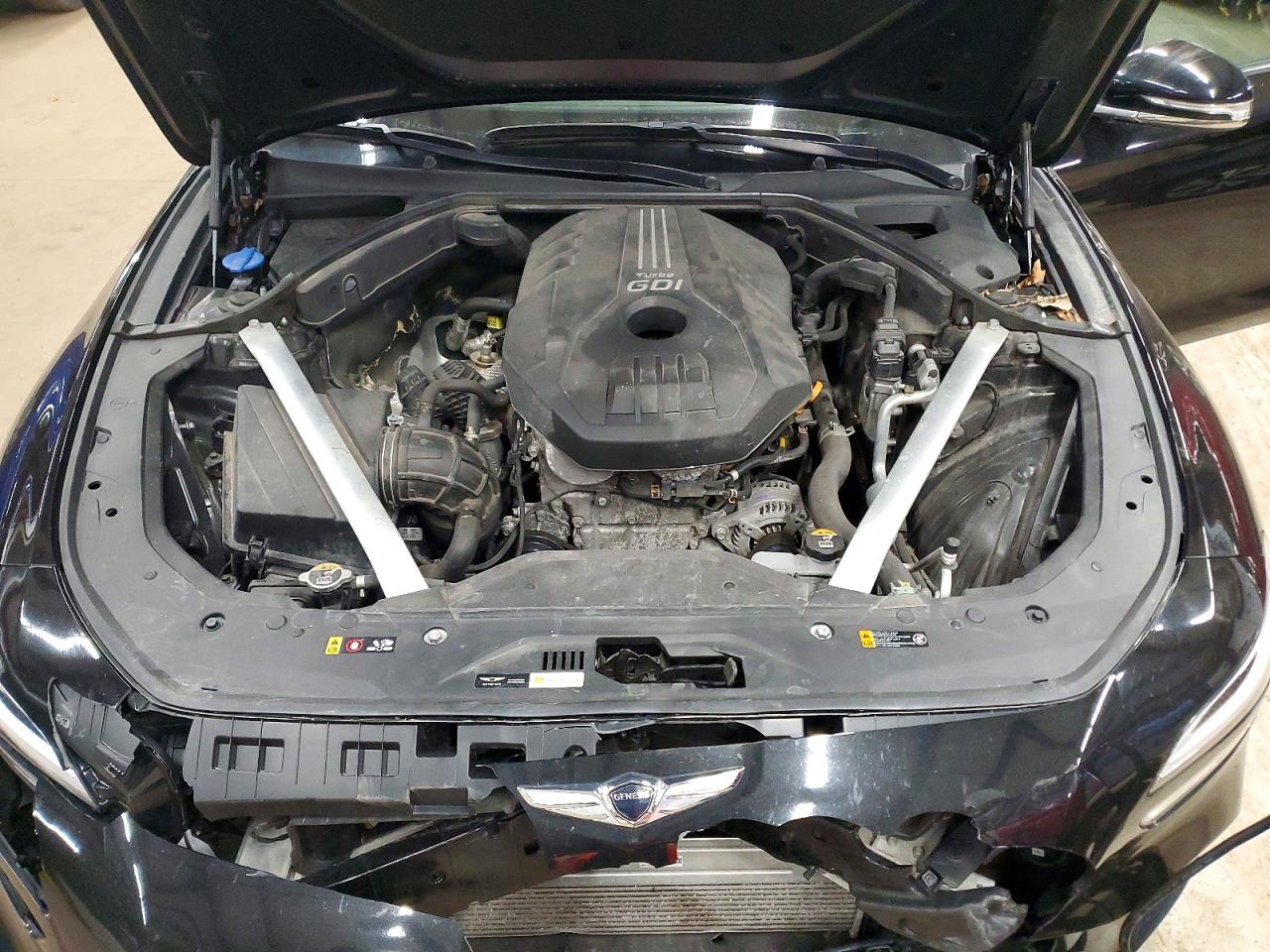 2022 Genesis G70 2.0t VIN KMTG34TA6NU088023 photo 11