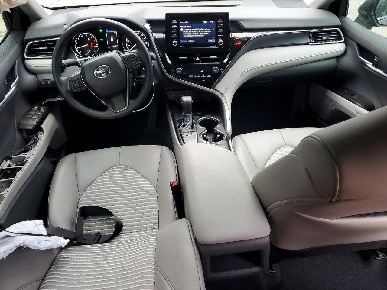 2024 Toyota Camry VIN 4T1G11AKXRU884970 photo 8