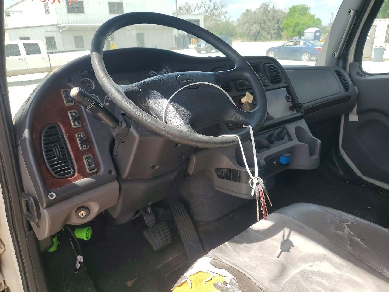 2014 FREIGHTLINER All models VIN 3ALACXDT1EDFU9415 photo 8