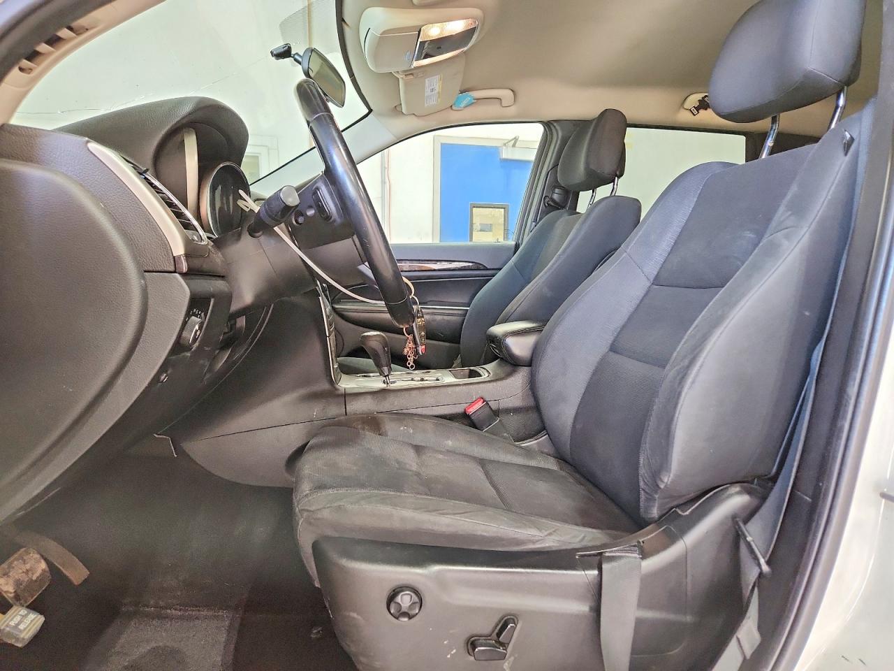 2011 Jeep Grand cher VIN 1J4RR4GG2BC656428 photo 7