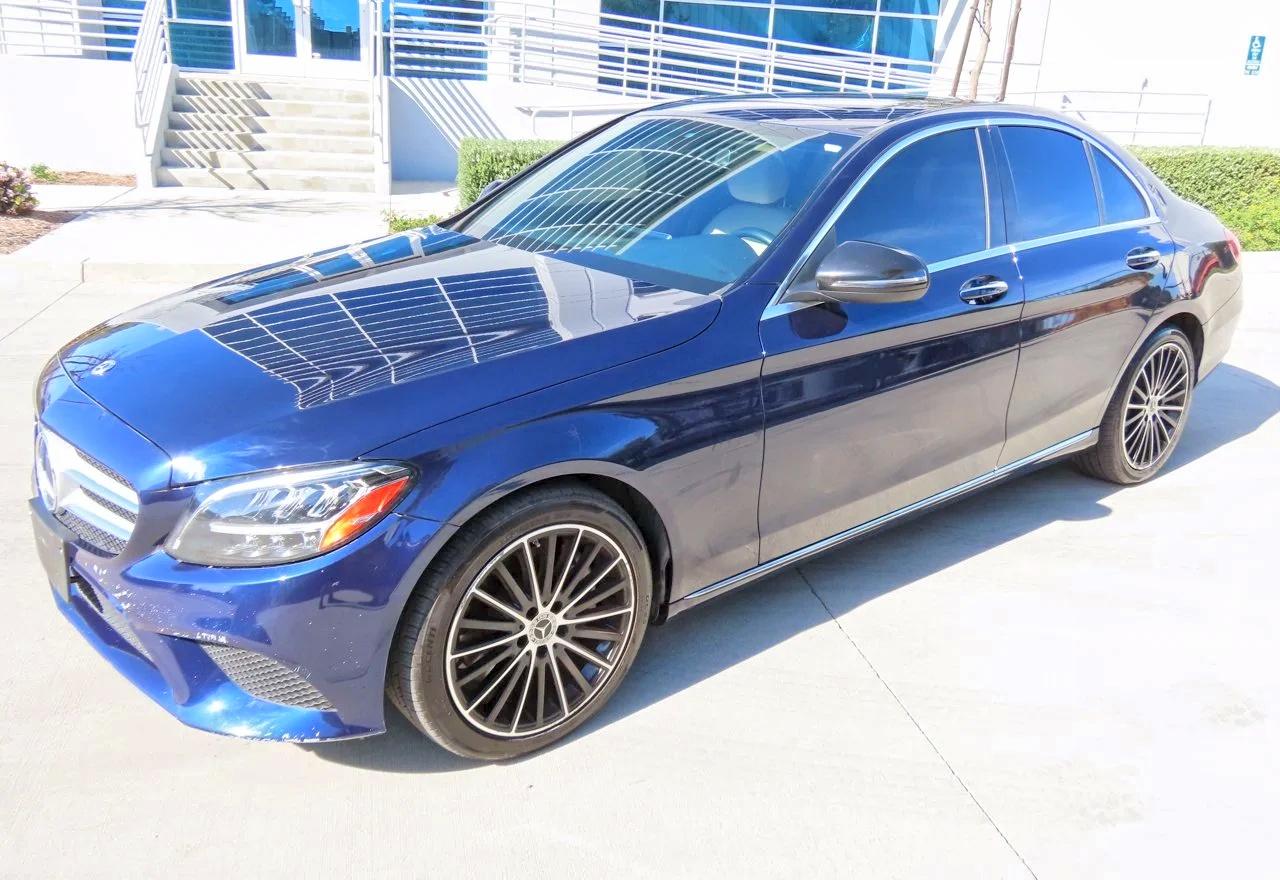 2021 Mercedes-Benz C class VIN W1KWF8DB7MR613632 photo 2