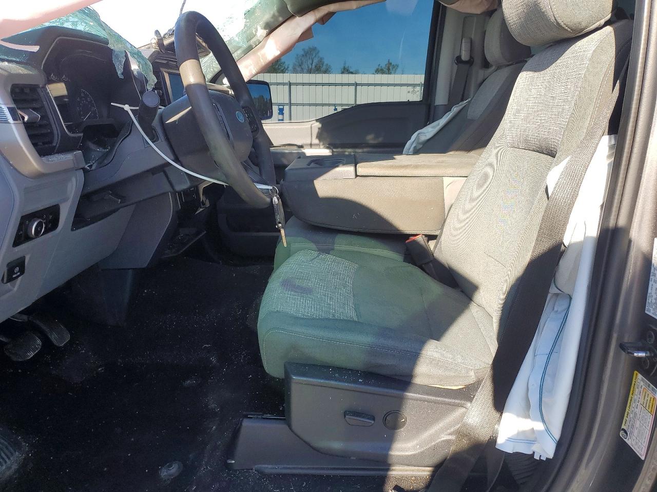 2023 Ford F150 VIN 1FTFW1E87PFA94351 photo 7