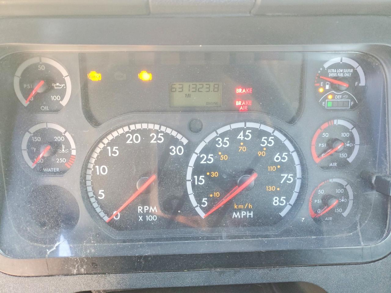 2014 FREIGHTLINER Cascadia VIN 3AKJGEBGXESFS8836 photo 8