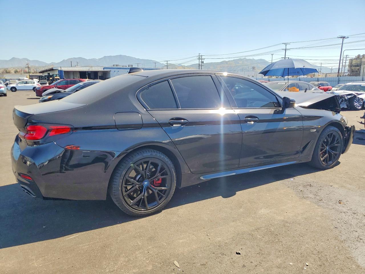 2023 BMW 5 series VIN WBA13AG09PCM42255 photo 3
