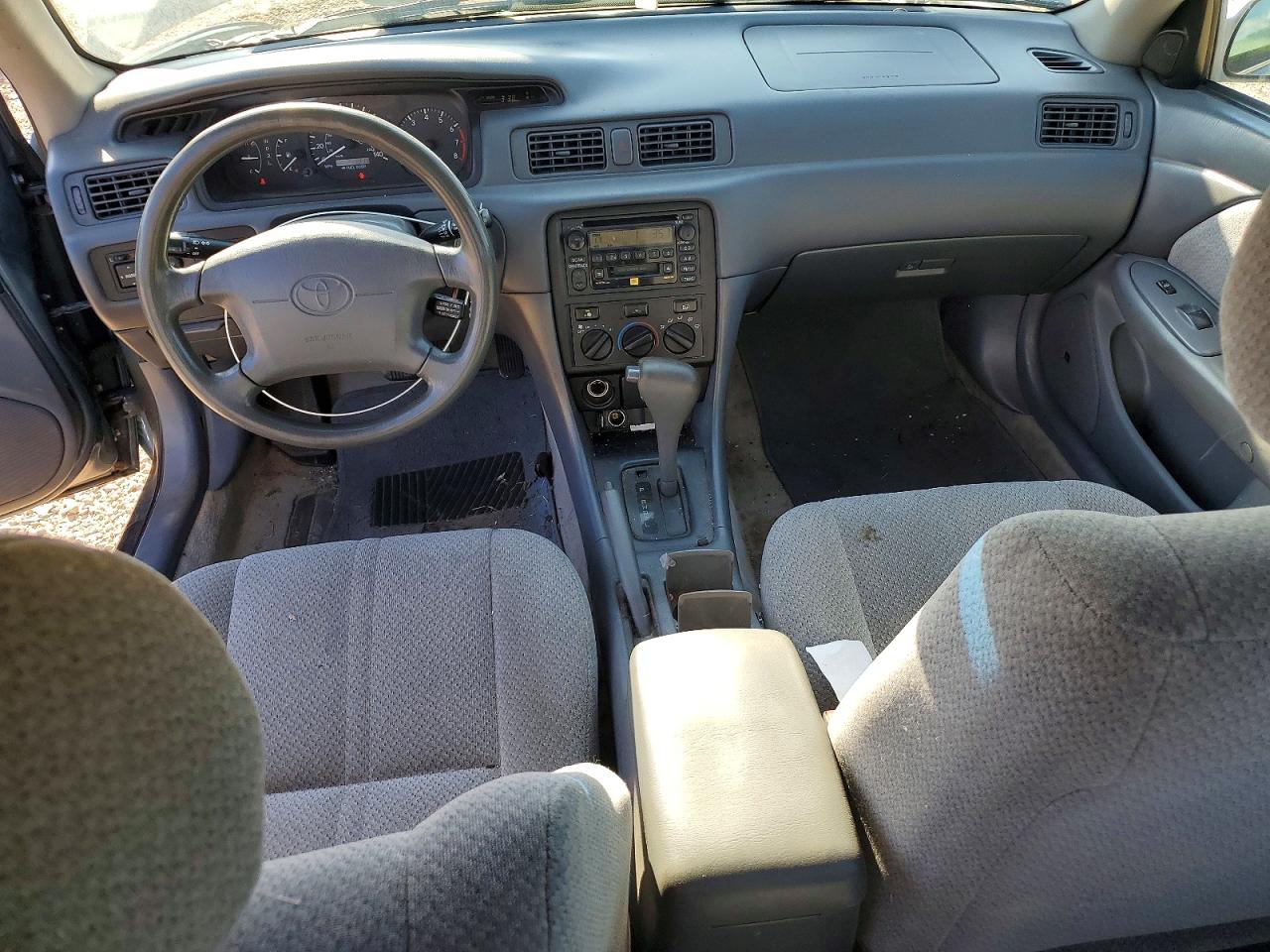 2001 TOYT Camry VIN 4T1BF22K91U970808 photo 8