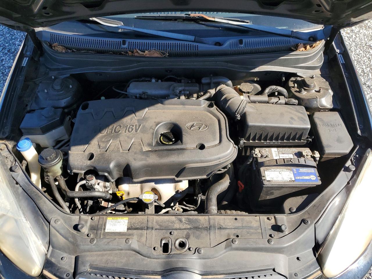 2008 Hyundai Accent VIN KMHCN46C98U258993 photo 11
