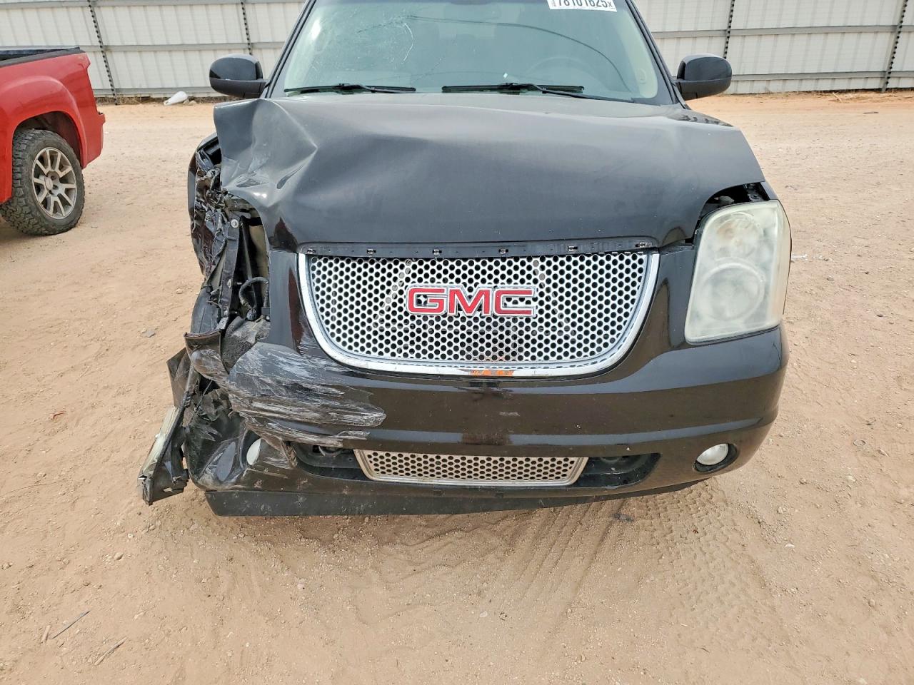 2011 GMC Yukon xl VIN 1GKS2MEF6BR398986 photo 12