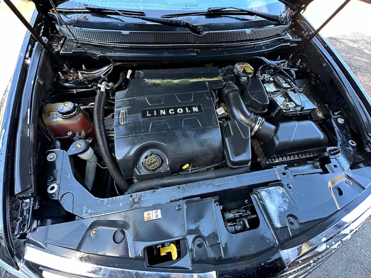 2017 Lincoln Mkt VIN 2LMHJ5NK3HBL01668 photo 7