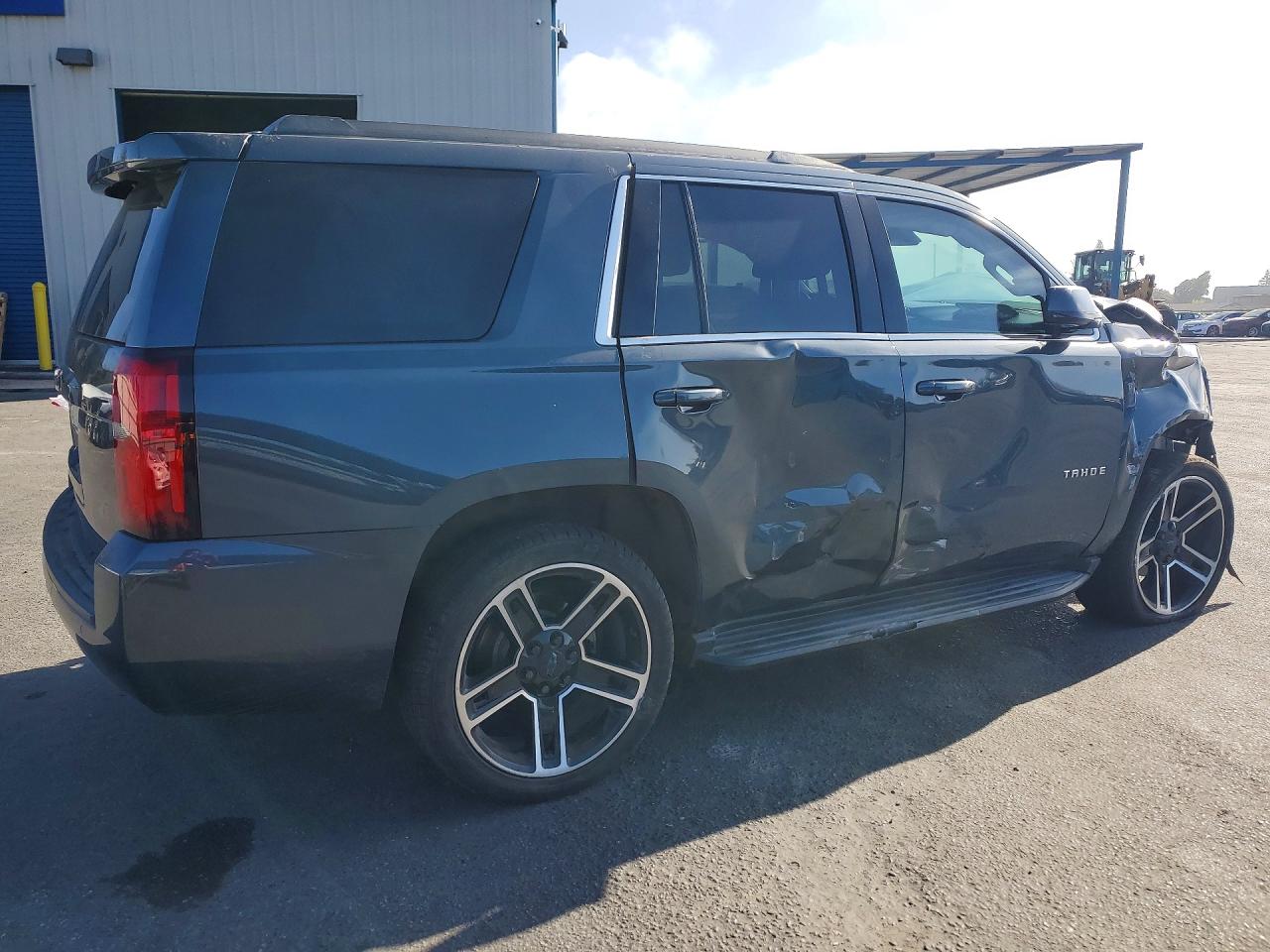 2019 CHEV Tahoe VIN 1GNSKAKC8KR285522 photo 3