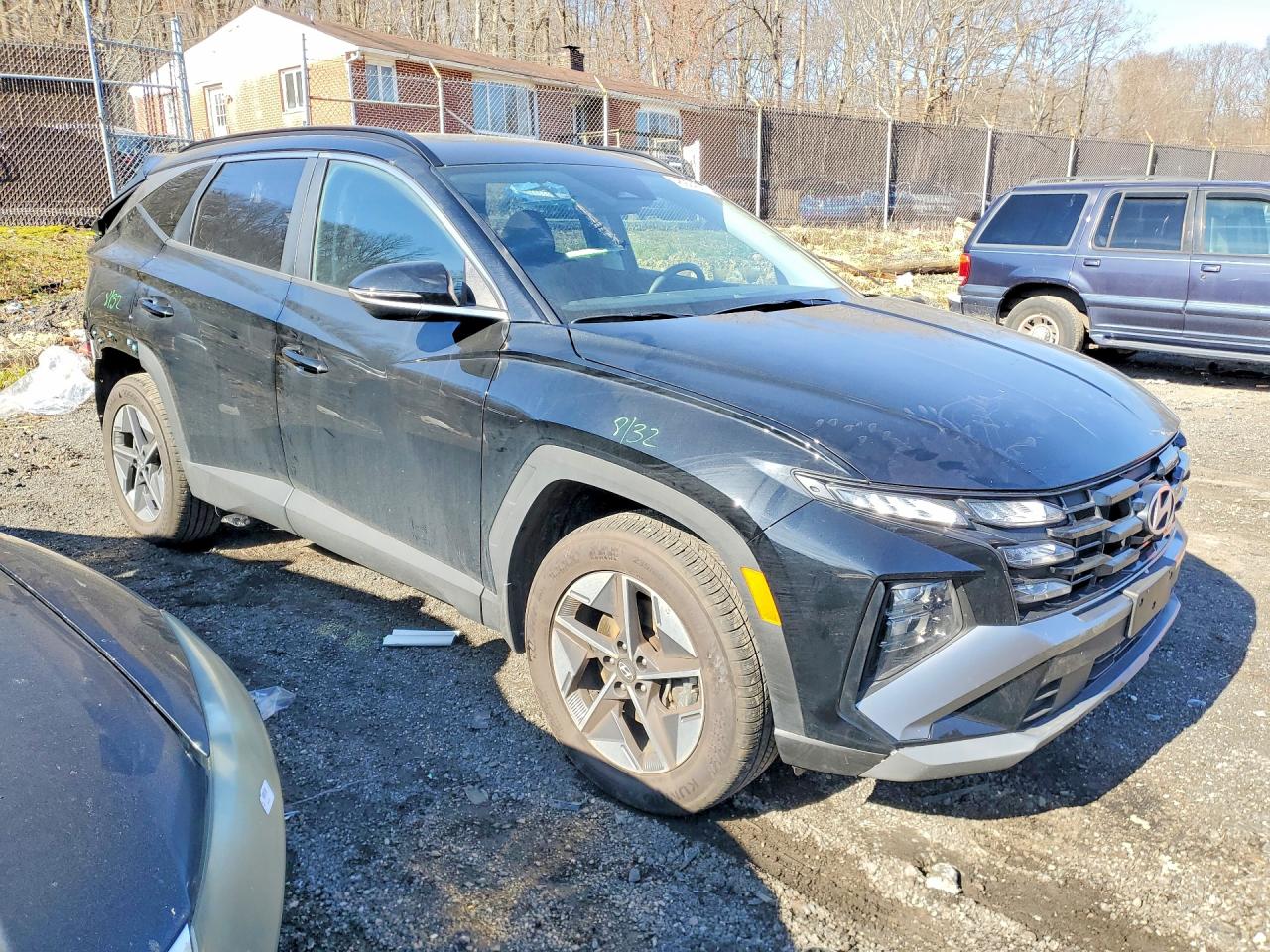 2025 HYUNDAI Tucson VIN 5NMJCCDE9SH594089 photo 4