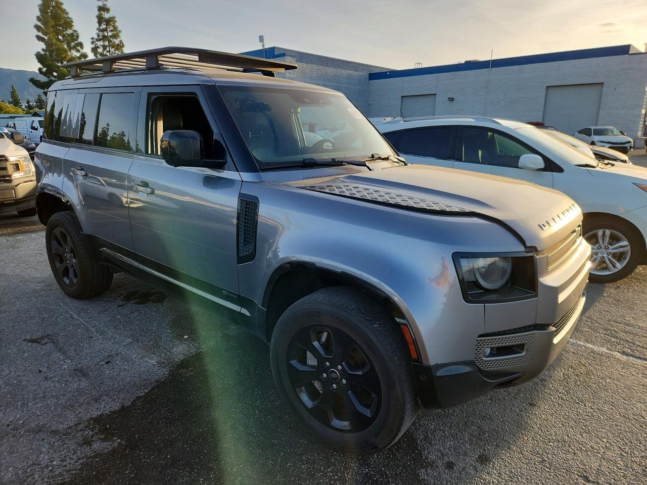 2021 Land Defender VIN SALE27RU2M2040338 photo 4