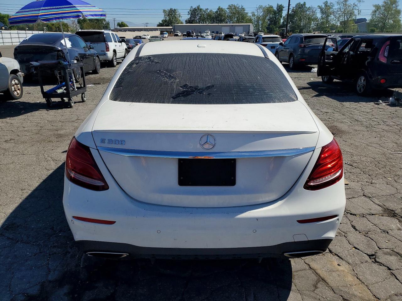 2017 Mercedes-Benz E-class VIN WDDZF4JBXHA098351 photo 6