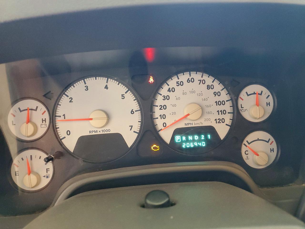 2008 Dodge Ram 1500 VIN 1D7HA18N58J174924 photo 9