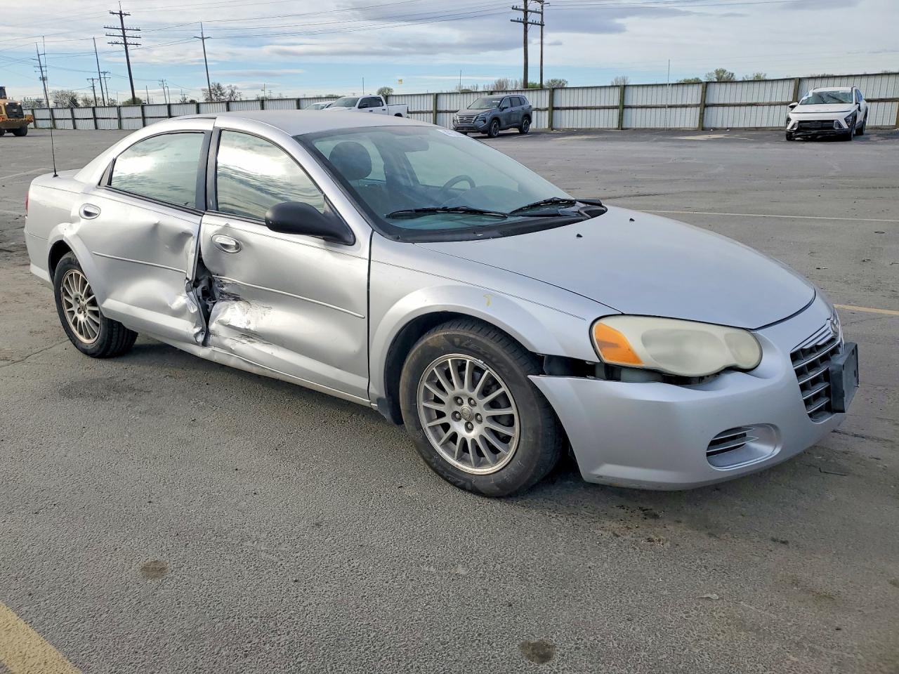 2004 Chrysler Sebring VIN 1C3EL46X74N375504 photo 4