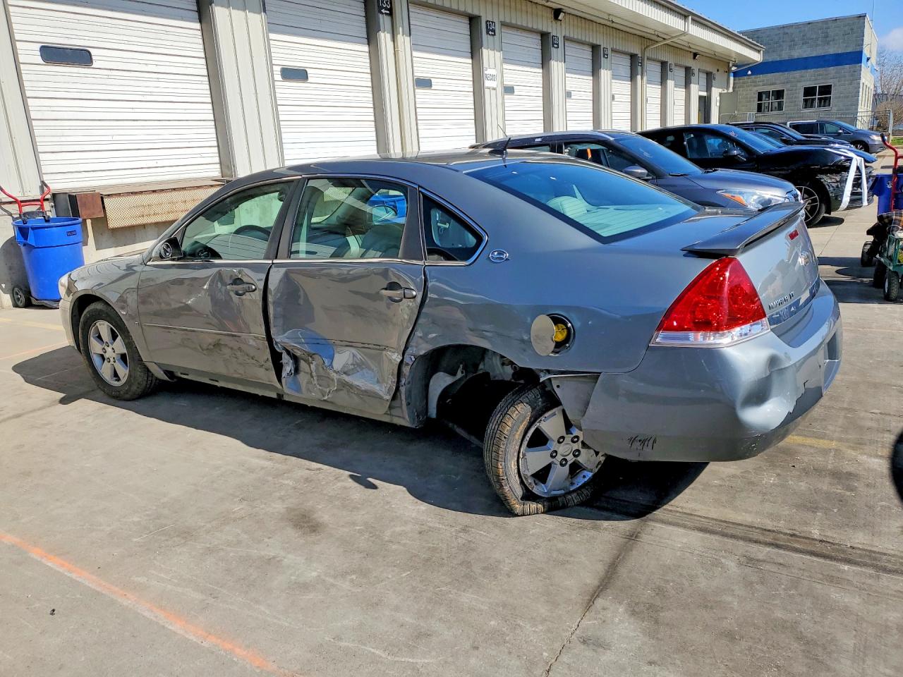 2009 CHEV Impala VIN 2G1WT57K291252123 photo 2
