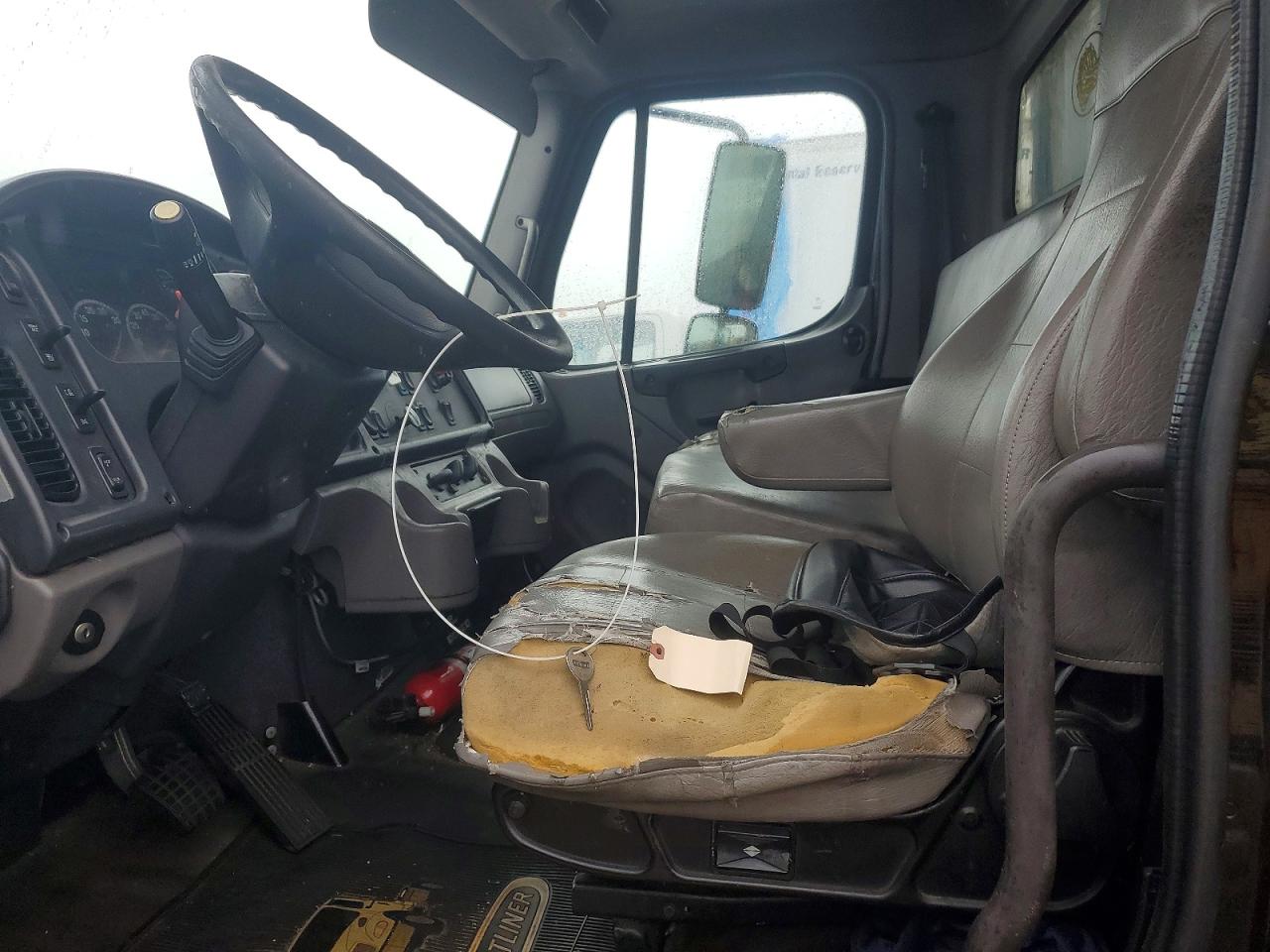 2016 FREIGHTLINER M2 VIN 1FVACXDT4GHHJ7531 photo 7
