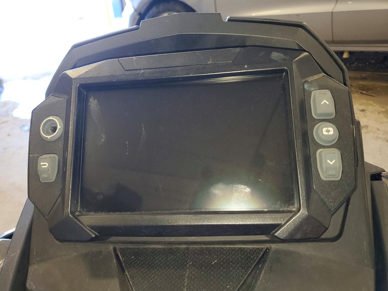 2023 POLA SNOWMOBILE VIN SN1TFG8M5PC255924 photo 8
